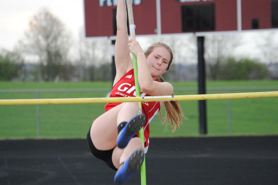 Skylar+Carmichaels+attempt+at+the+pole+vault.